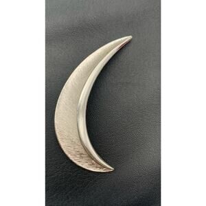Vintage Crown Trifari Brushed & Gloss Silver Tone Crescent Moon Brooch Signed